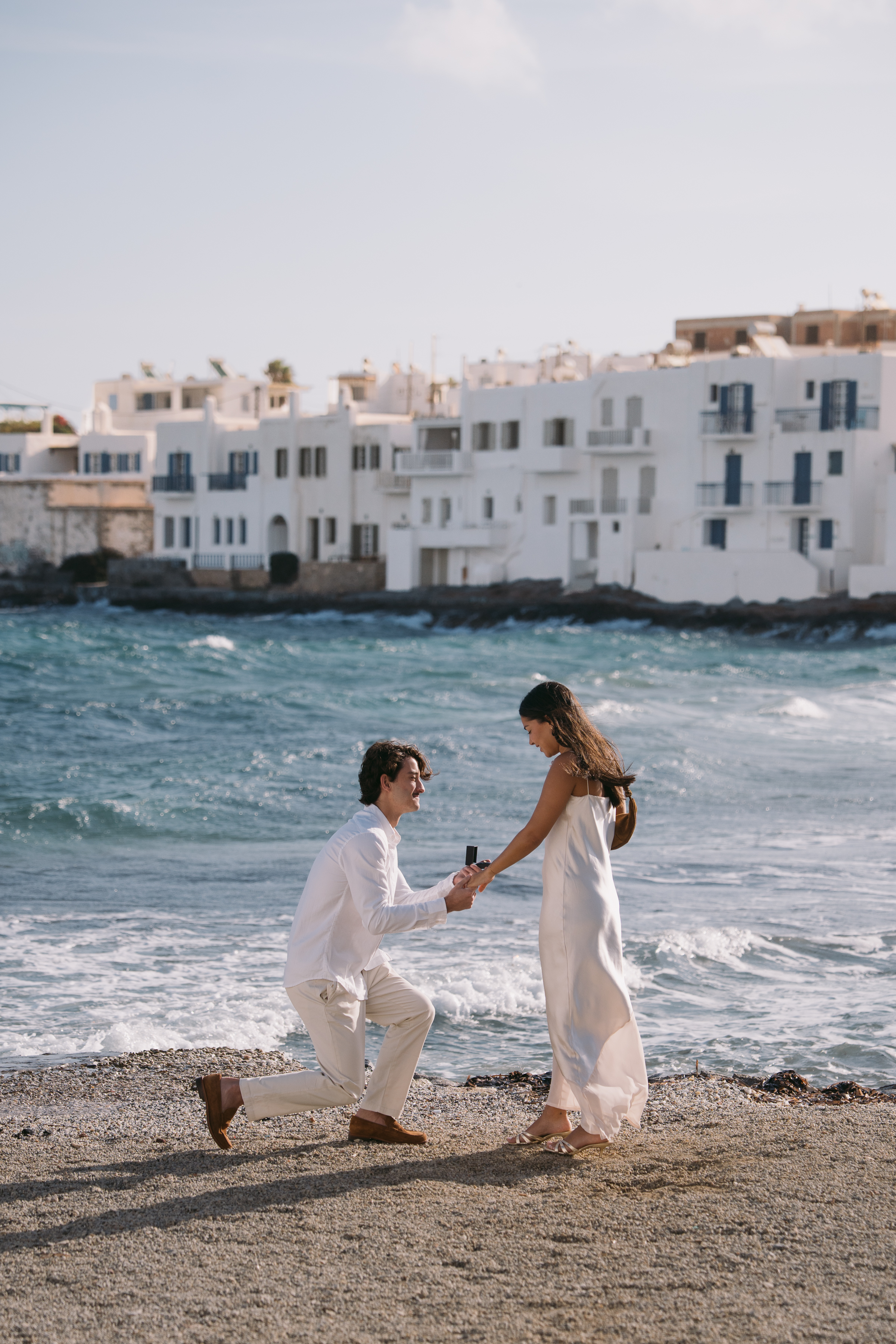 Best 3 Ways to Capture a Surprise Proposal Photoshoot in Greece 