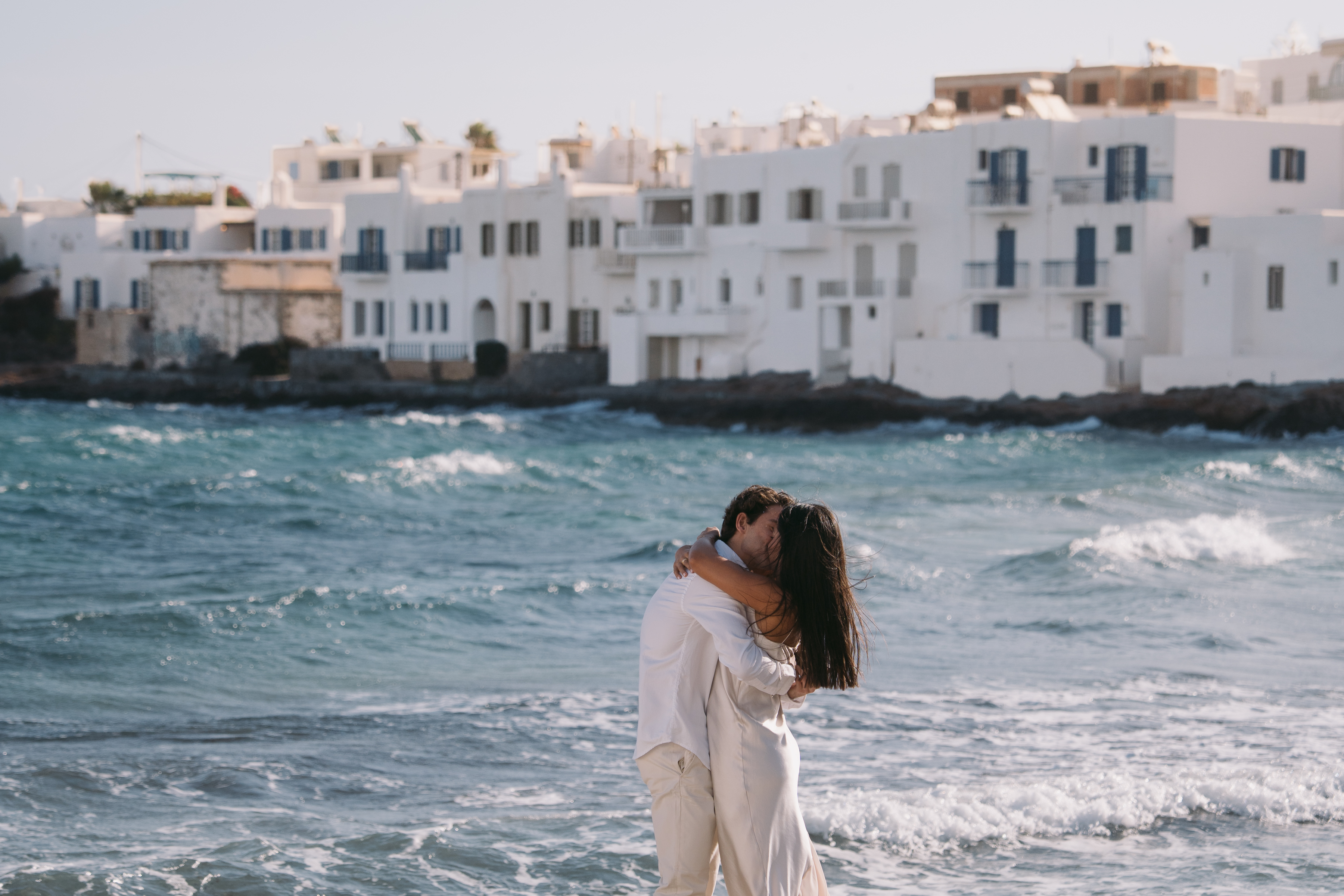 Best 3 Ways to Capture a Surprise Proposal Photoshoot in Greece 
