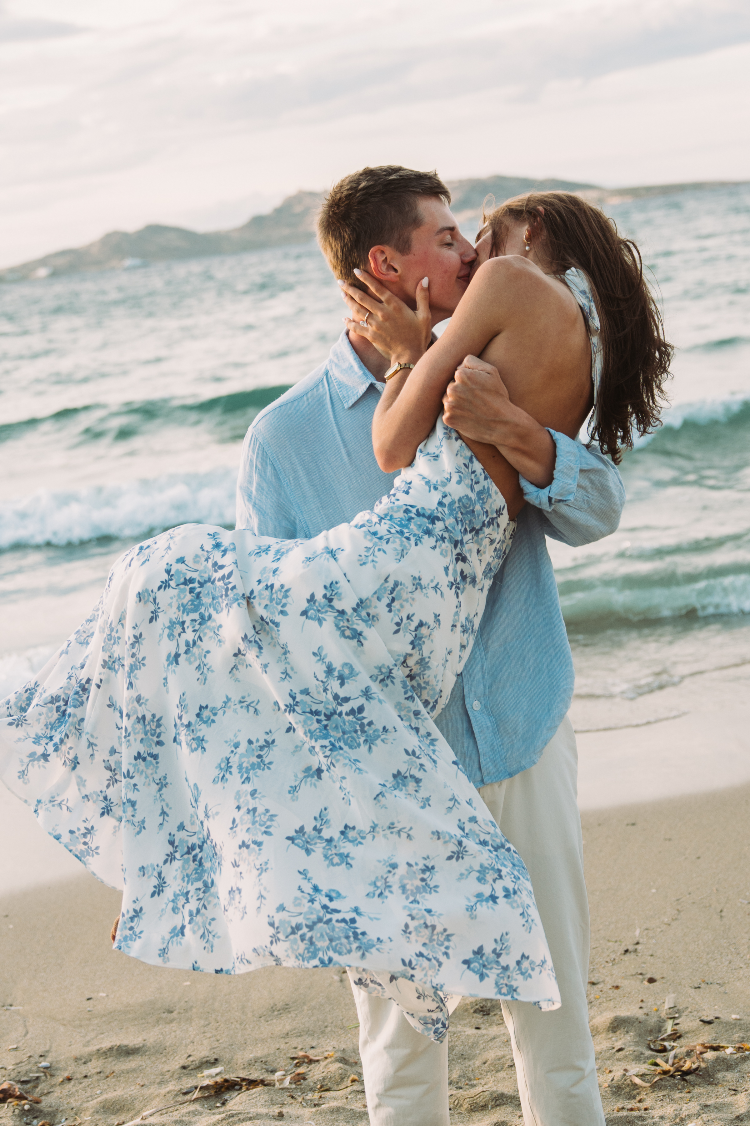 Sarakiniko beach sunset surprise proposal photoshoot