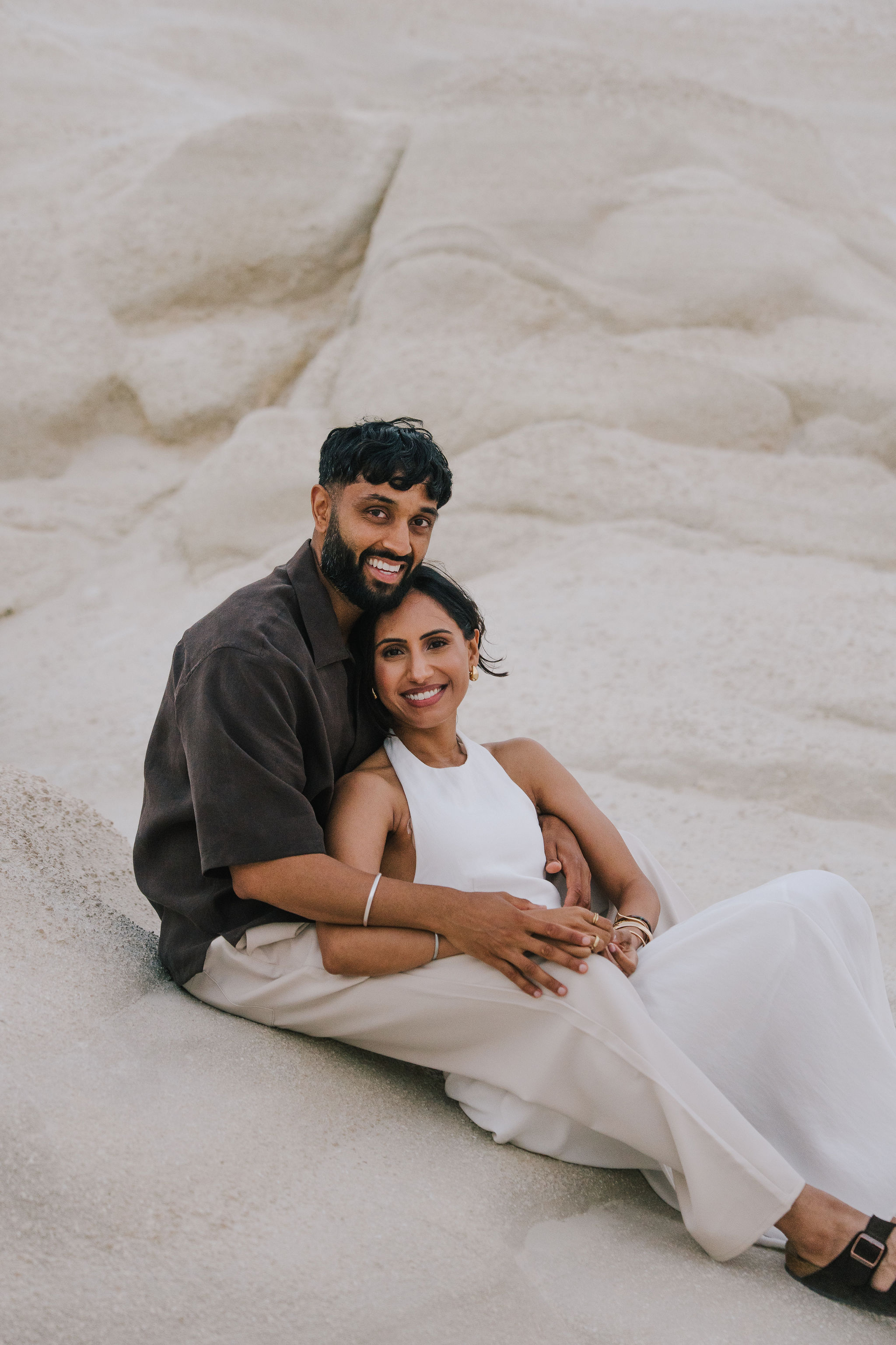marirage proposal photoshoot Sarakiniko milos island