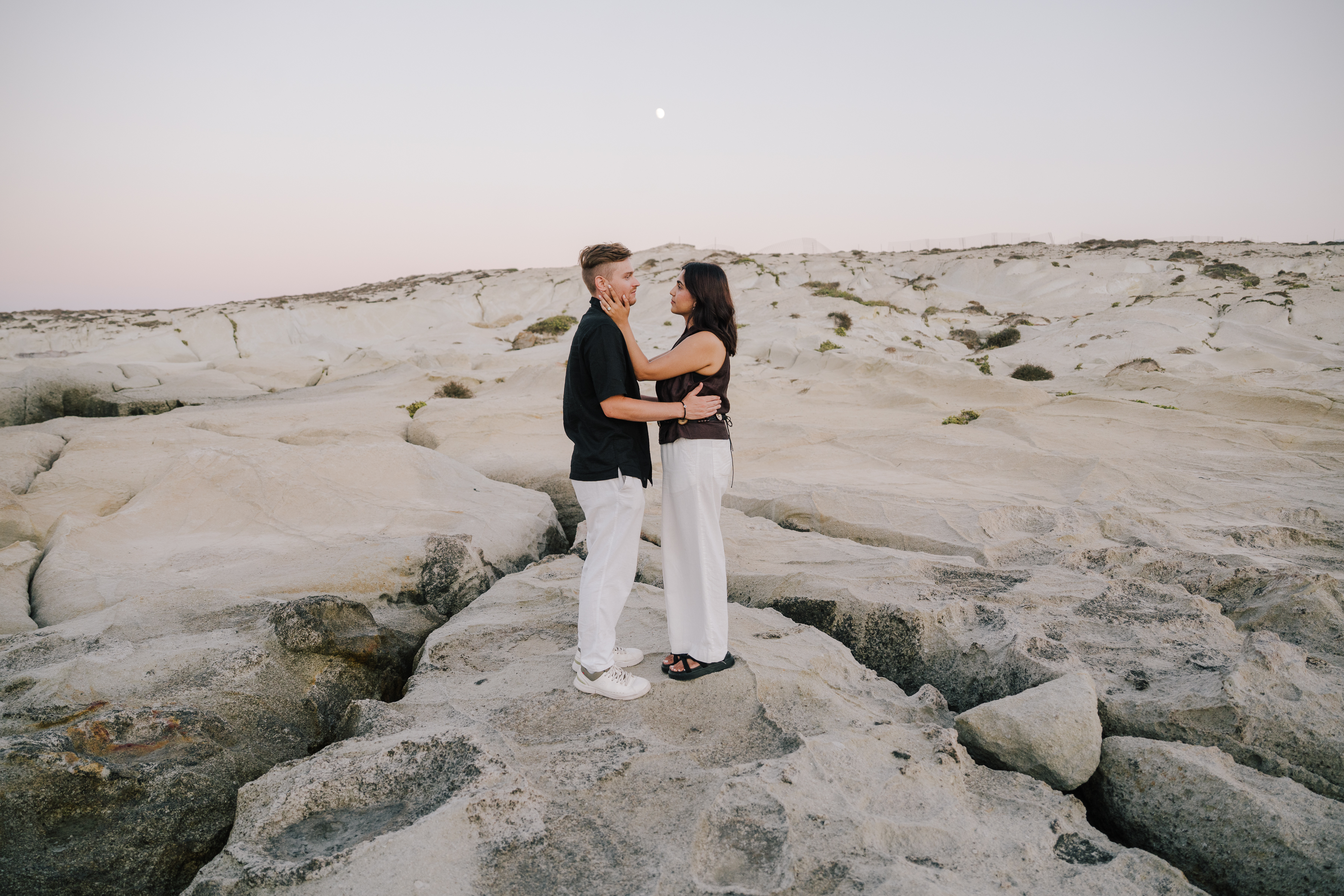 marriage proposal photoshoot on Milos island - best proposal photographer Greece